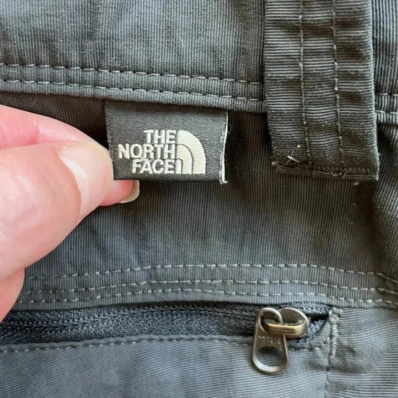 The North Face Men's Paramount Active Nylon Cargo Shorts Size 34 Gray Outdoor 9" - Picture 7 of 10